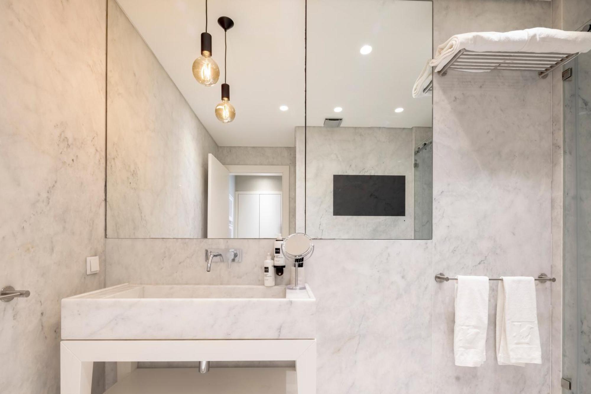 Chiado Mercy Apartments | Lisbon Best Apartments מראה חיצוני תמונה
